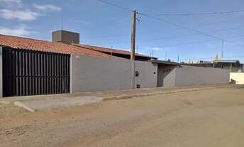 Imagem 2: Casa com 3 dormitórios à venda, 600 m² por R$ 999.000,00 - Candelária - Natal/RN