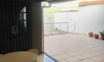 Imagem 7: Casa muito boa de 03 quartos, 03 vagas de garagem em Vila no Centro da Cidade!