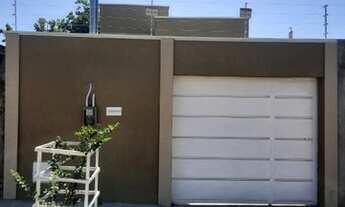 Imagem 2: Casa para venda tem 98 metros quadrados com 2 quartos