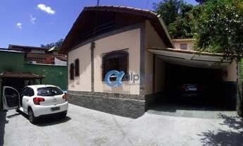 Imagem: Casa com 3 dormitórios à venda - Castelanea
