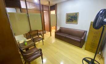 Imagem 2: Imóvel amplo 38m2 no IPTU, dividido em 3 salas