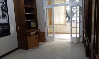 Imagem 4: Apartamento para venda possui 235 metros quadrados com 4 quartos em Copacabana - Rio de Ja