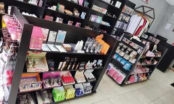 Imagem 2: Vendo loja de maquiagem no centro de Palmas