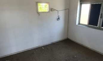 Imagem 3: Vende-se casa com 2 quartos na rua Eminiares