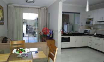 Imagem 4: Casa triplex com espaço gourmet, varanda em Betim