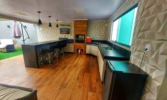 Imagem 3: Casa luxuosa para venda possui 160 metros quadrados com 3 quartos e suite