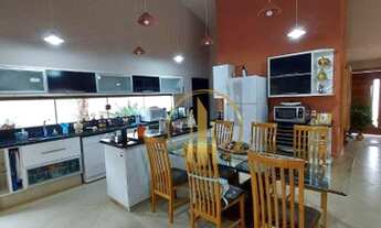 Imagem 2: CASA TÉRREA COM PISCINA AQUECIDA SWISS PARK