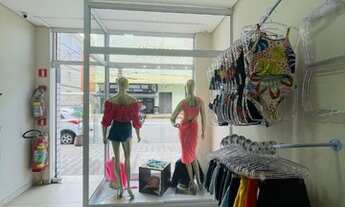 Imagem 2: Passo ponto loja de roupas montada