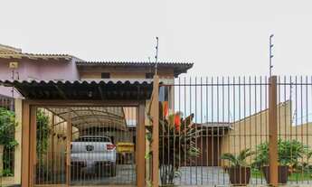 Imagem: Casa com 2 Quartos para Alugar no bairro