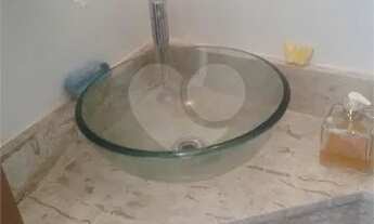 Imagem 3: Condomínio Fechado, com 2 suítes, mais outro quarto, 2 vagas e lazer, na Vila Irmãos Arnon