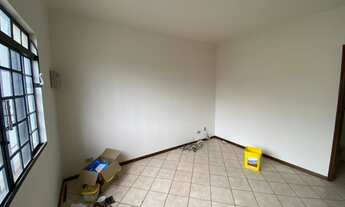 Imagem 6: SOBRADO À VENDA NO CENTRO EM APUCARANA (PRÓXIMO A FEIRA DA LUA)