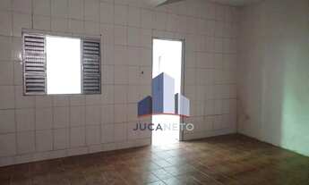 Imagem 3: Casa com 2 dormitórios para alugar por R$ 950/mês - Jardim Zaira - Mauá/SP