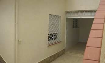 Imagem: Casa de 02 dormitórios ótima localização