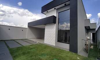 Imagem: Casa com piscina para venda no Jardim Canedo