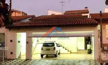 Imagem: Casa térrea Ampla e bem localizada