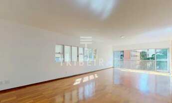 Imagem 3: Imóvel de 237m², com 3 dormitórios (sendo 2 suítes)