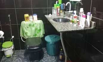 Imagem 5: Casa de dois andares sendo 2 apartamento alugado no primeiro andar