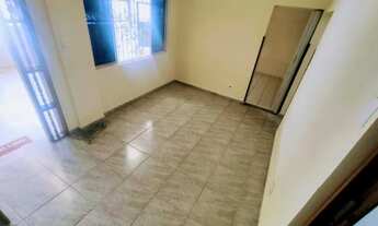 Imagem 2: Casa para venda tem 70 metros quadrados com 2 quartos em Vila São Jorge - São Vicente - SP