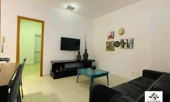 Imagem 4: Experiência luxuosa à beira-mar: Apartamento finamente mobiliado com vista parcial do mar