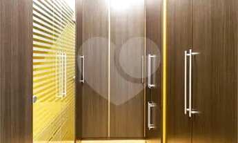 Imagem 2: A cobertura Triplex no PLANALTO PAULISTA conta com 277m², 3 quartos, 5 banheiros e 4 vagas