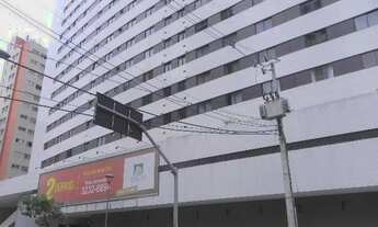 Imagem 1: Apartamento com 2 quartos para alugar por R$ 2800.00, 68.53 m2 - CENTRO - CURITIBA/PR