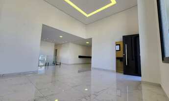 Imagem 6: Casa para venda possui 313 metros quadrados com 3 quartos