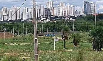 Imagem 3: Terreno de esquina 442 m²