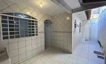 Imagem 4: Lv Casa para venda possui 10 metros quadrados com 2 quartos