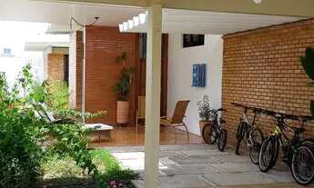 Imagem 3: Casa Térrea no Jardim Europa I, 3 suítes, escritório, piscina, 680m2, terreno 1.600m2. Pon