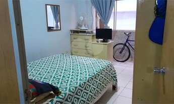 Imagem 6: Sala Living na quadra da Praia na Ponta da Praia em Santos