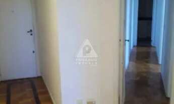 Imagem 6: Apartamento de 3 quartos, muito claro, arejado, indevassável, vista livre, sala ampla com