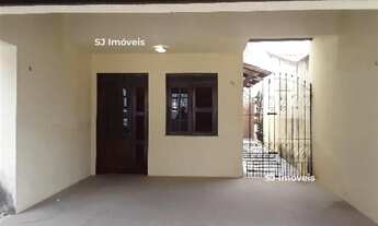 Imagem 4: Casa duplex com 3 suítes, piscina e localização privilegiada na Sapiranga