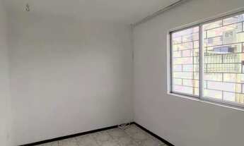 Imagem 6: Sobrado para Locação em Curitiba, Bairro Alto, 3 dormitórios, 1 suíte, 2 banheiros, 2 vaga