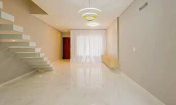 Imagem 6: Lindo sobrado mobiliado com 3 suítes à venda no bairro Bom Retiro em Joinville-SC de FR$ 9