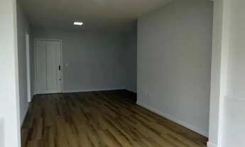 Imagem 6: Apartamento de 2 dormitórios com garagem no bairro Petrópolis