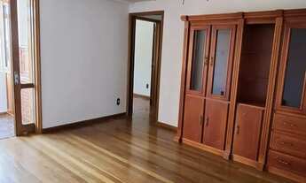 Imagem 2: Amplo apartamento no coração do bairro M.Deus