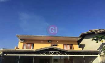 Imagem 5: Sobrado de 2 Quartos à Venda no Villa Branca em Jacareí/SP: Conforto, Espaço e Localização