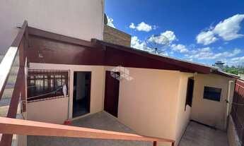 Imagem: Casa com três dormitórios no bairro Primeiro