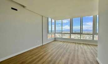 Imagem: 50 de entrada e saldo em 60x direto com