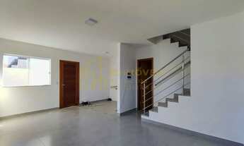 Imagem 5: Seu Novo Lar: Casa Duplex com Quintal e 2 Suítes no São Francisco Venha Conhecer!