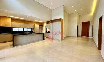 Imagem 2: Casa em Condomínio Fechado para Venda e Locação de 03 Suítes no Bairro Vila do Golf em Rib