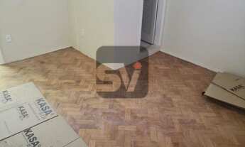 Imagem 3: Sala Comercial com banheiro. Centro. Excelente localização