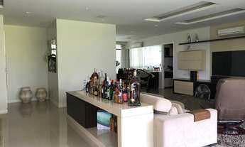 Imagem 4: Condomínio Península, apartamento de 220 metros quadrados, 4 suítes. Menor preço!