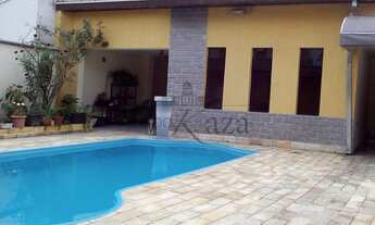 Imagem 3: Casa - Jardim Flórida - Jacareí - 3 Dormitórios sendo uma suíte - 210m²