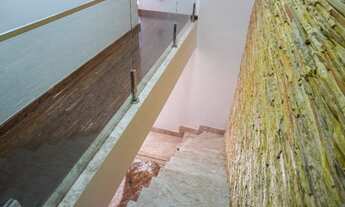 Imagem 4: Casa para venda possui 220 metros quadrados com 4 quartos em Itanhangá - Rio de Janeiro