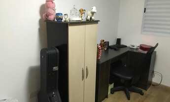 Imagem 2: Sobrado semi novo chora menino