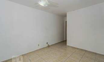 Imagem 2: Apartamento para Aluguel - Irajá, 1 Quarto, 75 m2