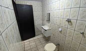 Imagem 3: Casa com 2 Kitnet e 1 Salão comercial!