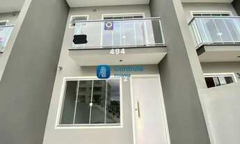 Imagem: C/Sobrado de 2 dorms. Sendo 2 suítes, à