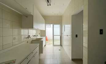 Imagem 5: Casa para aluguel possui 680 metros com 4 quartos sendo 4 suítes